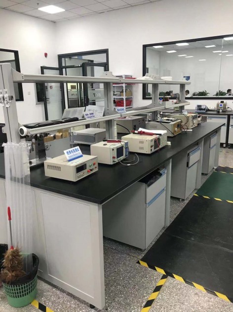 安規(guī)實(shí)驗(yàn)臺 實(shí)驗(yàn)室操作臺